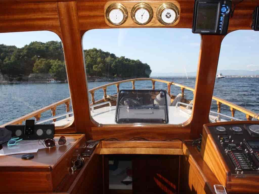 Boat picture 18