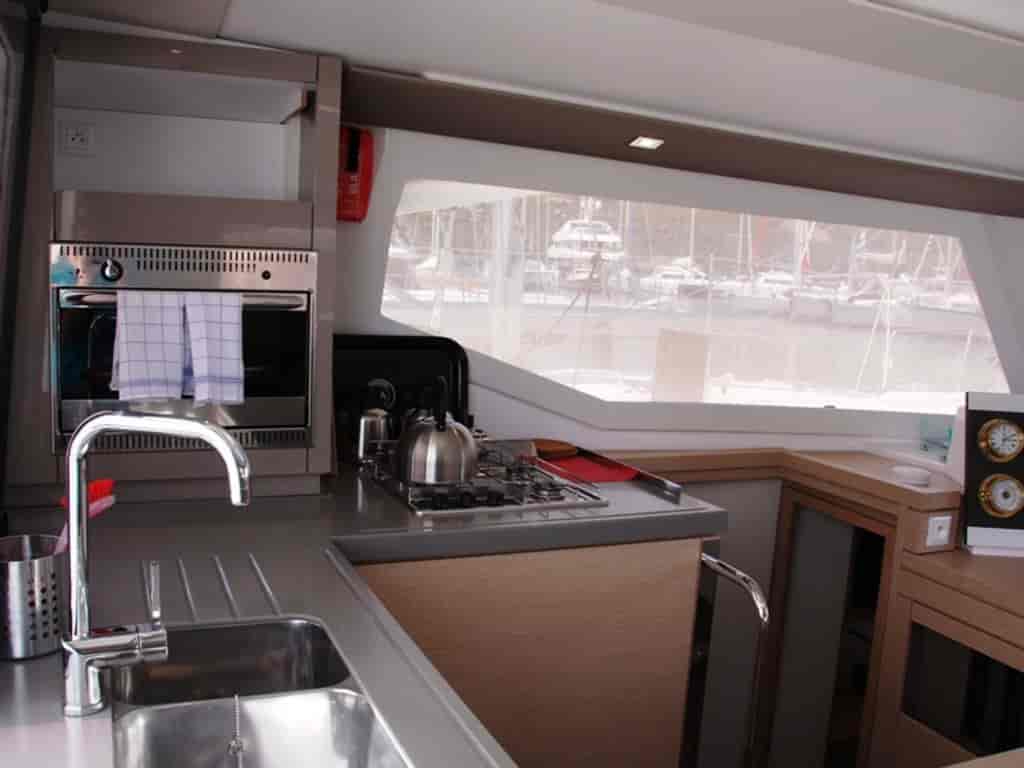 Boat picture 16