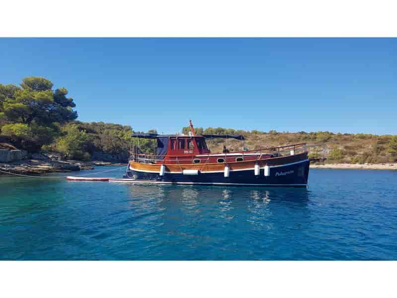 Boat picture 1