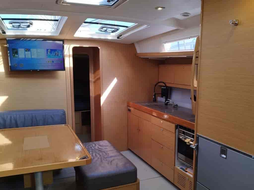 Boat picture 9