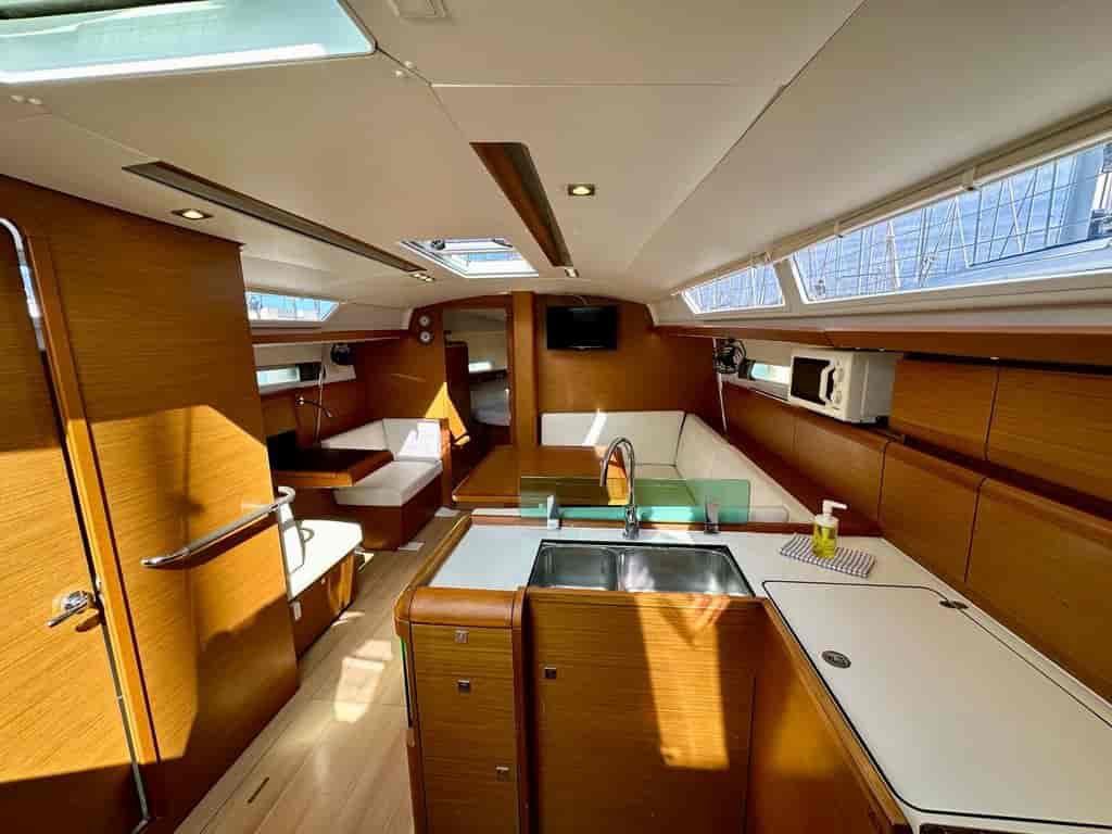 Boat picture 9