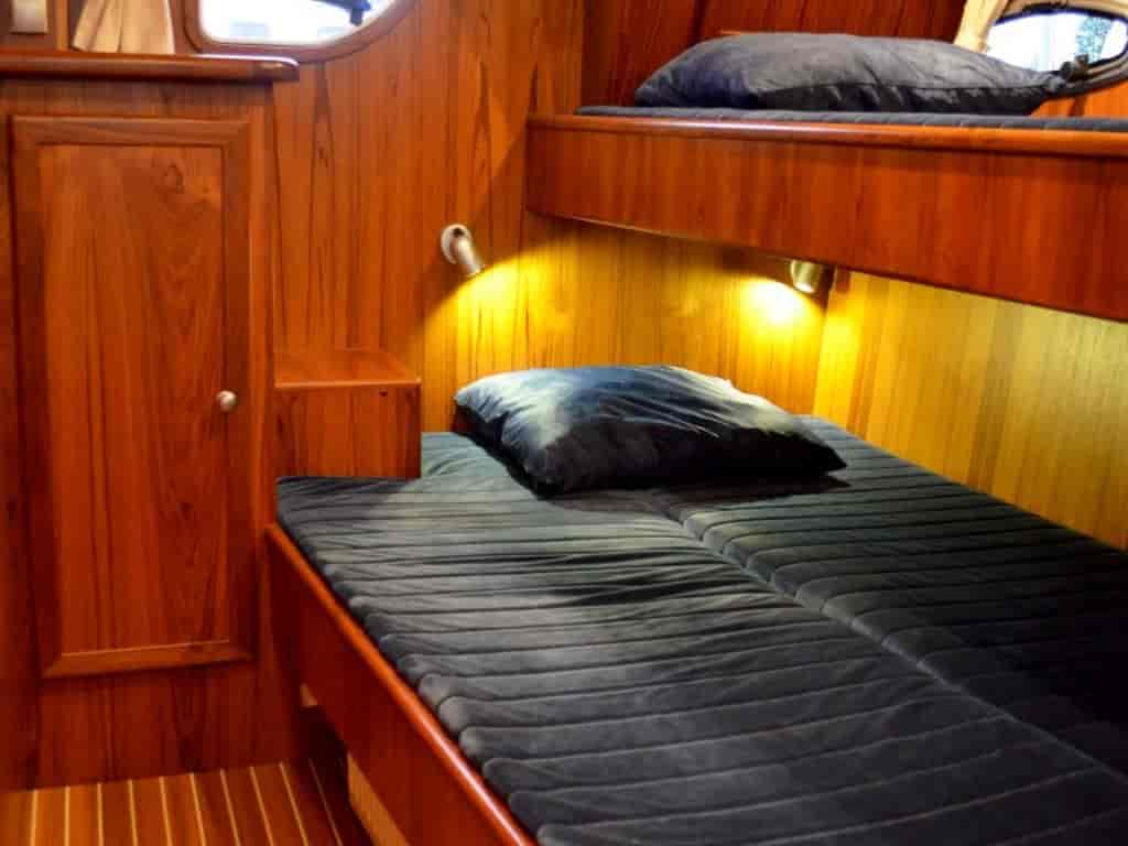 Boat picture 9