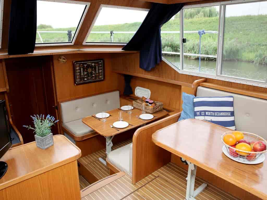 Boat picture 26