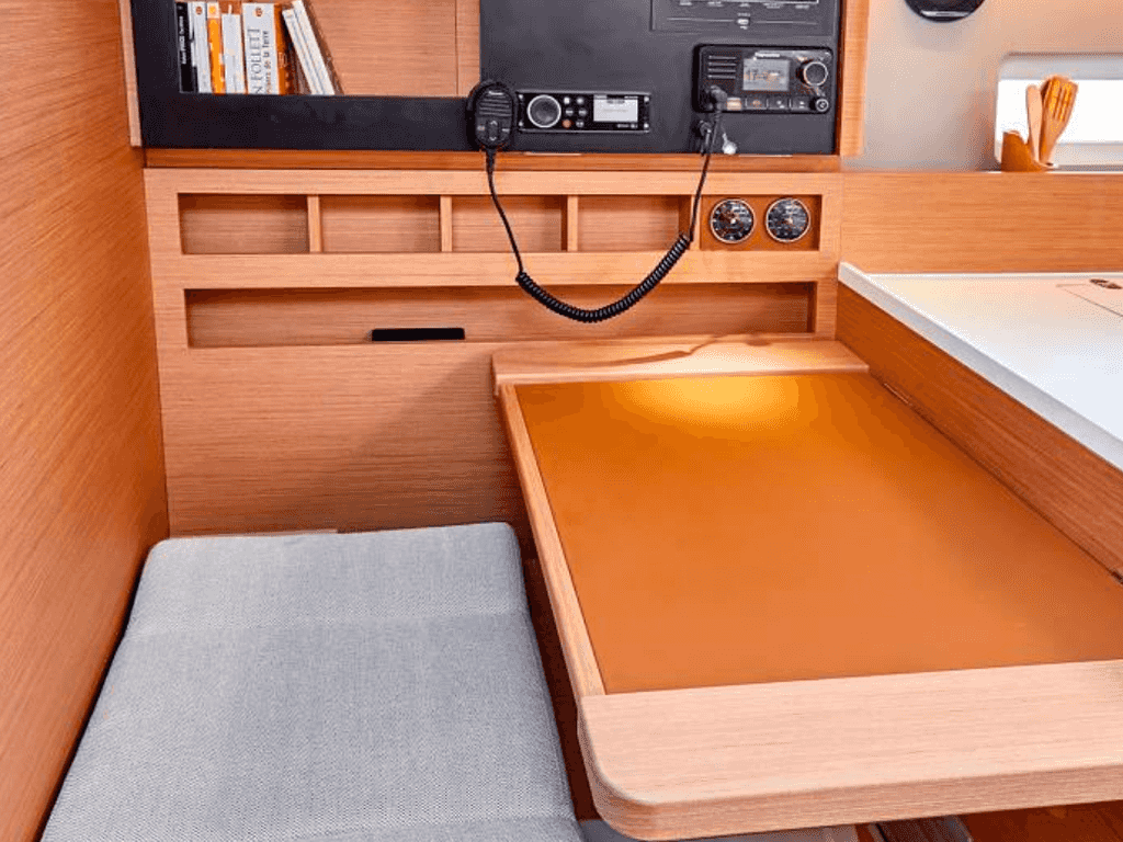 Boat picture 9
