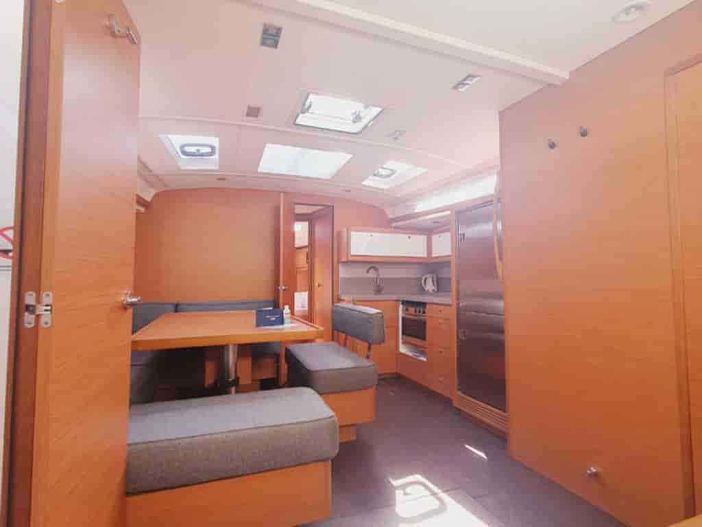 Boat picture 9