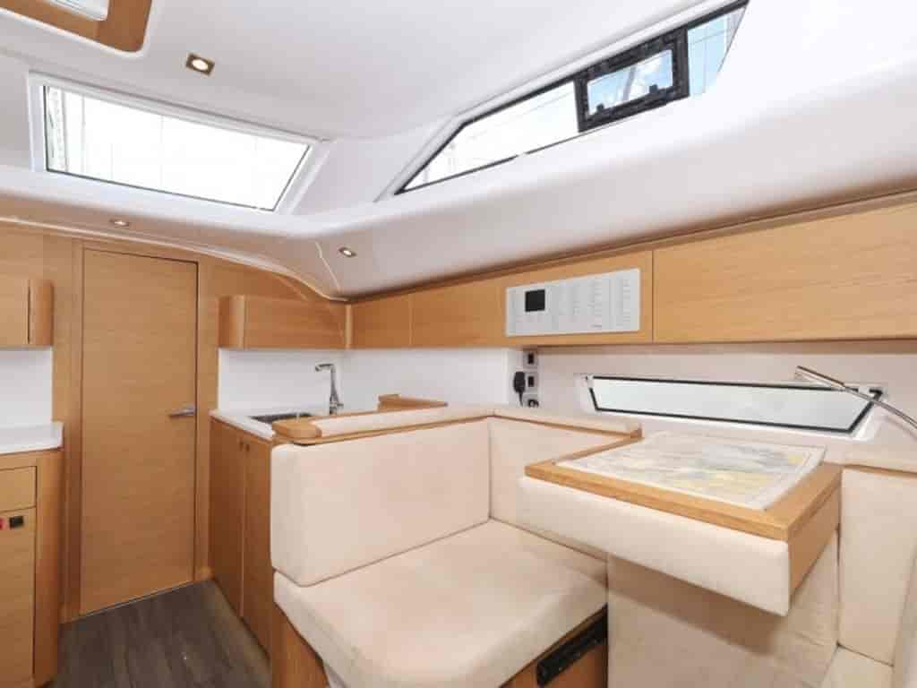 Boat picture 17