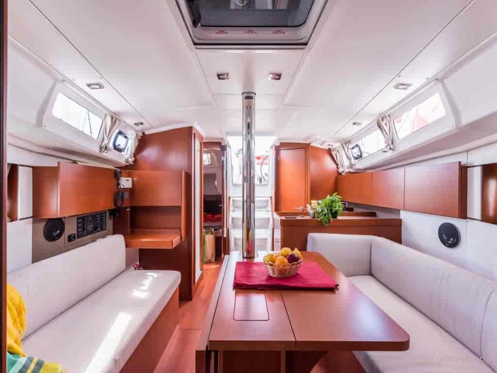 Boat picture 9