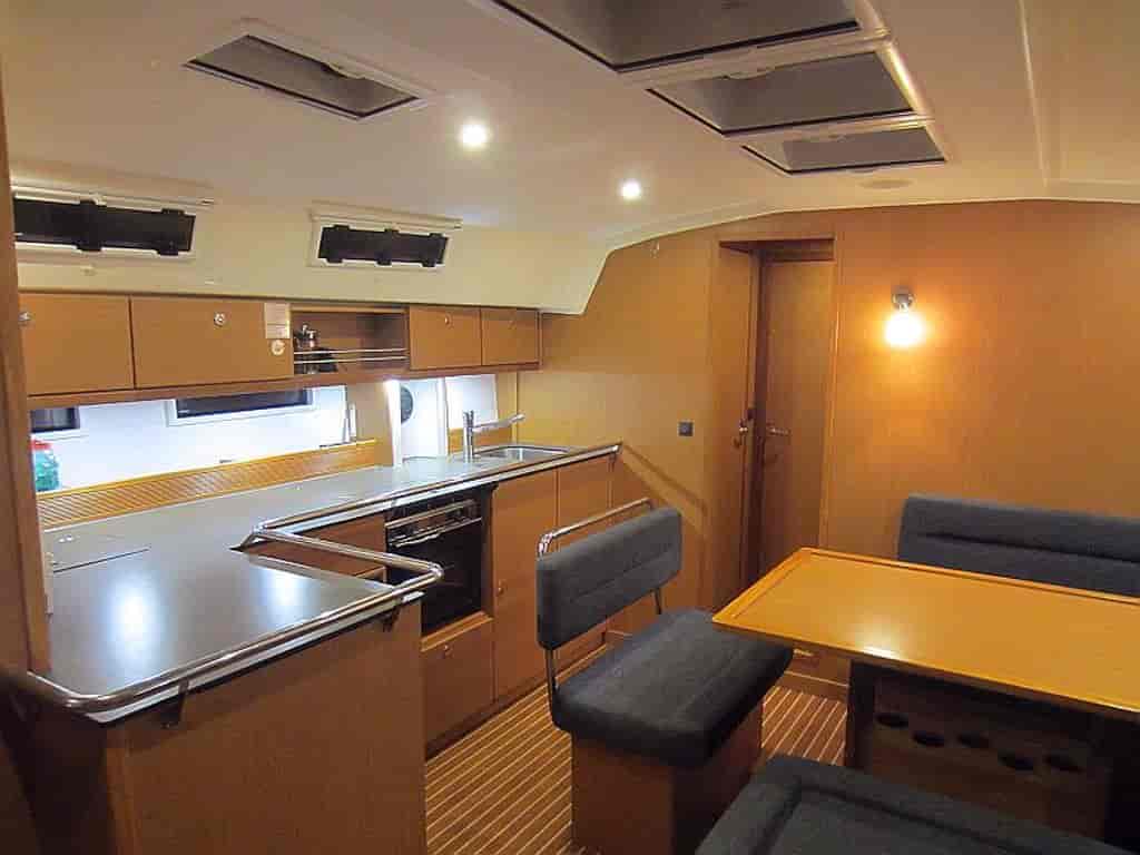 Boat picture 9