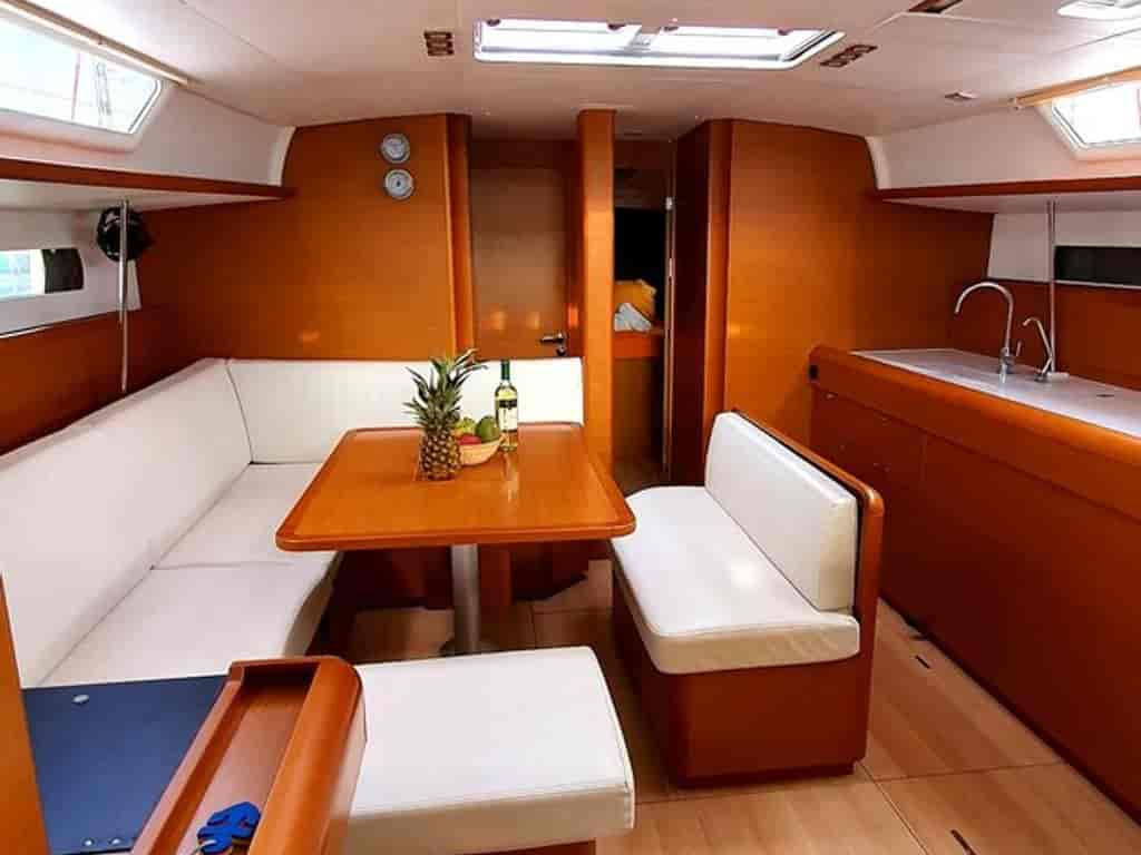 Boat picture 9