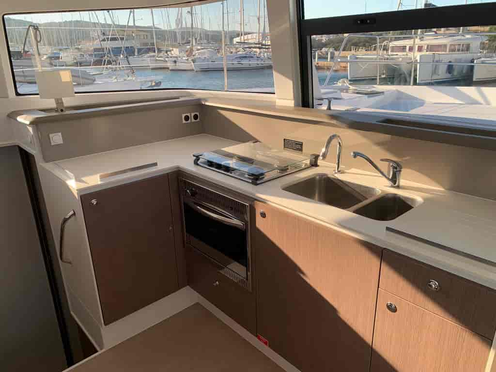 Boat picture 9