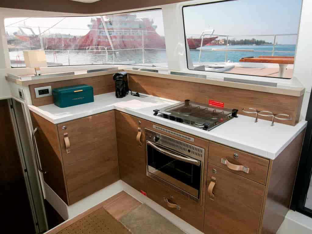Boat picture 9