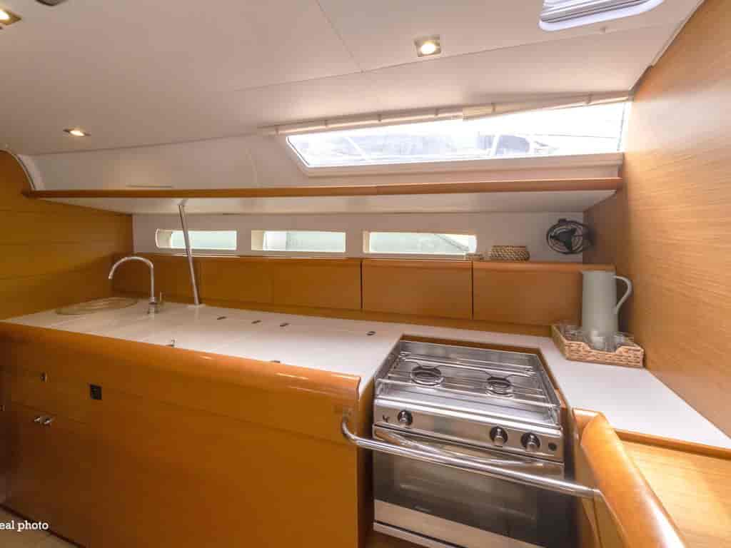 Boat picture 14