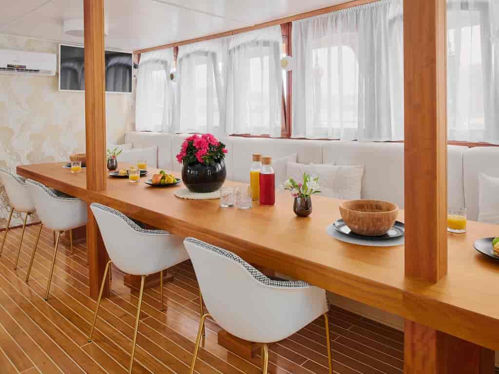 Boat picture 9
