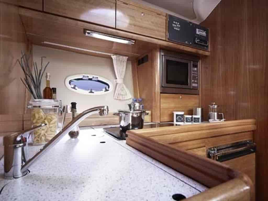 Boat picture 16