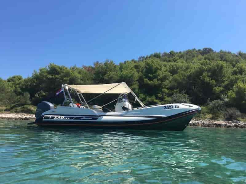 Boat picture 1