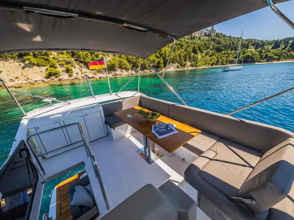 Boat picture 13