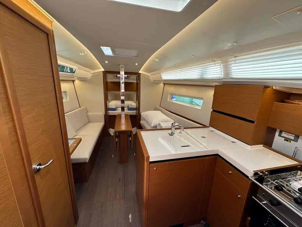 Boat picture 17
