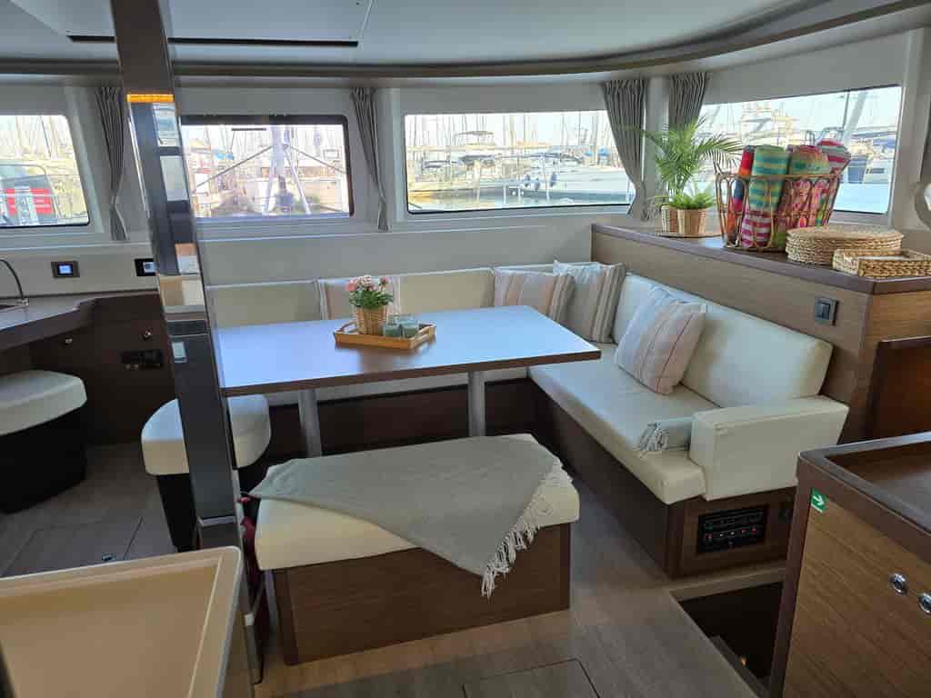 Boat picture 9