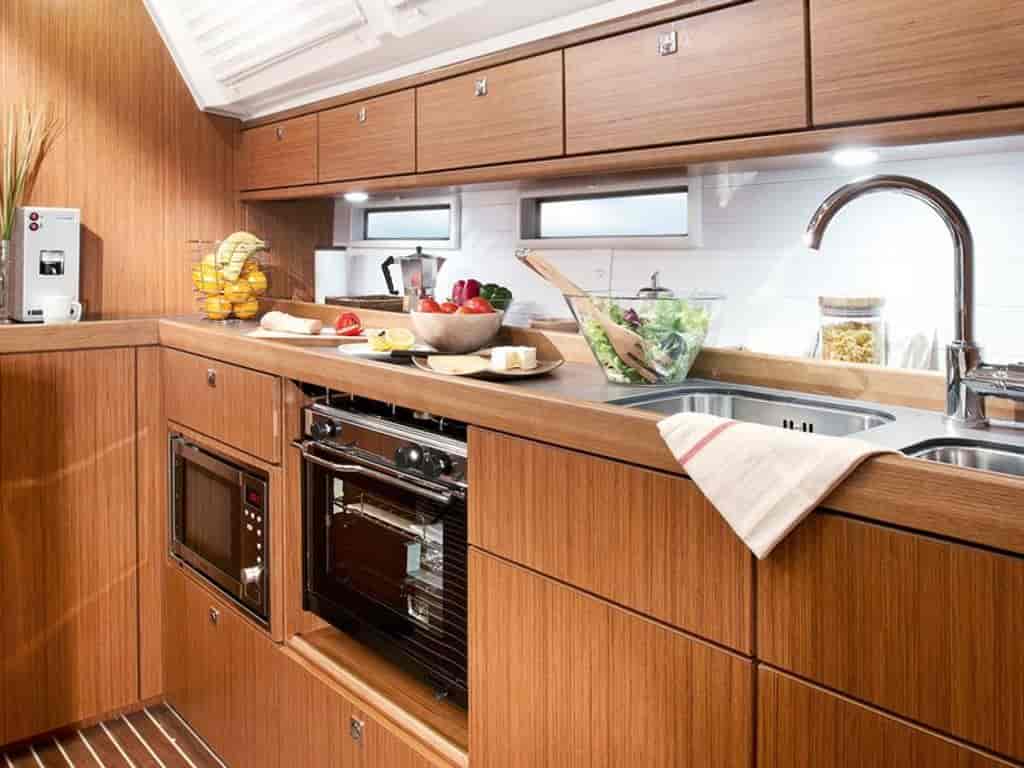 Boat picture 9