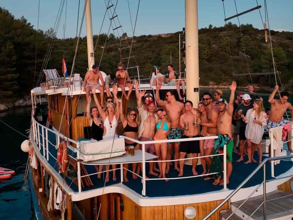 Boat picture 17