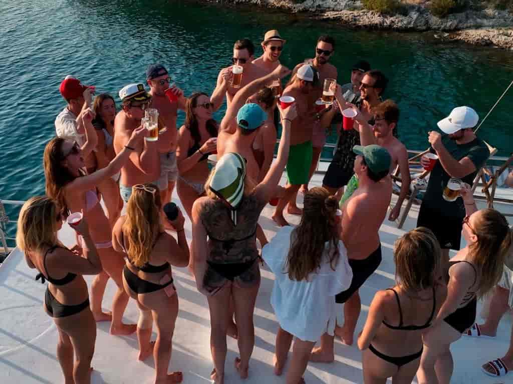Boat picture 18