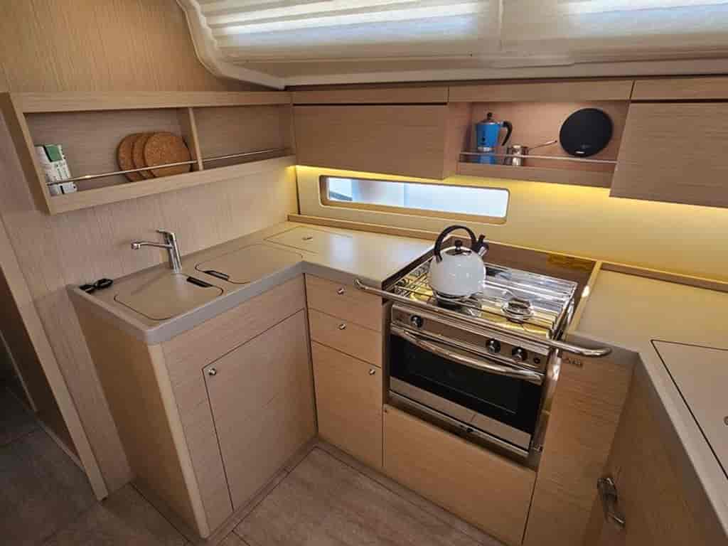 Boat picture 17