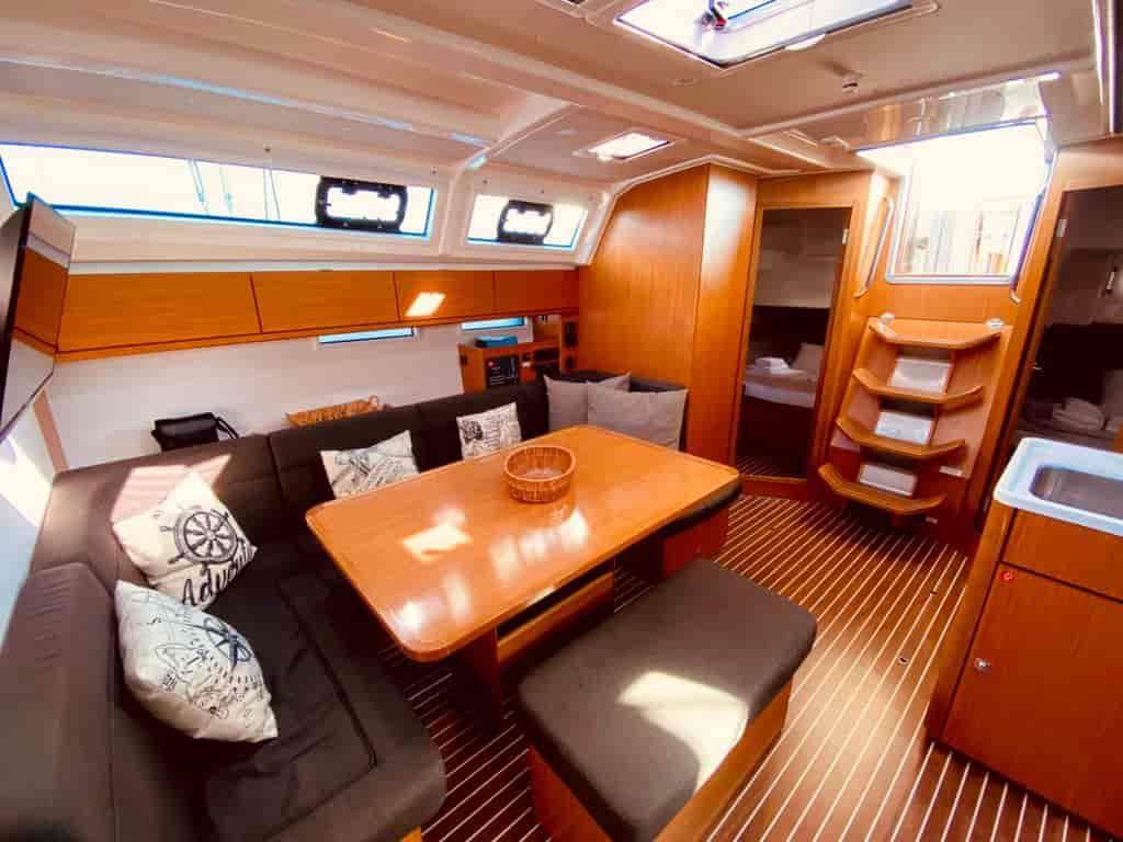 Boat picture 9