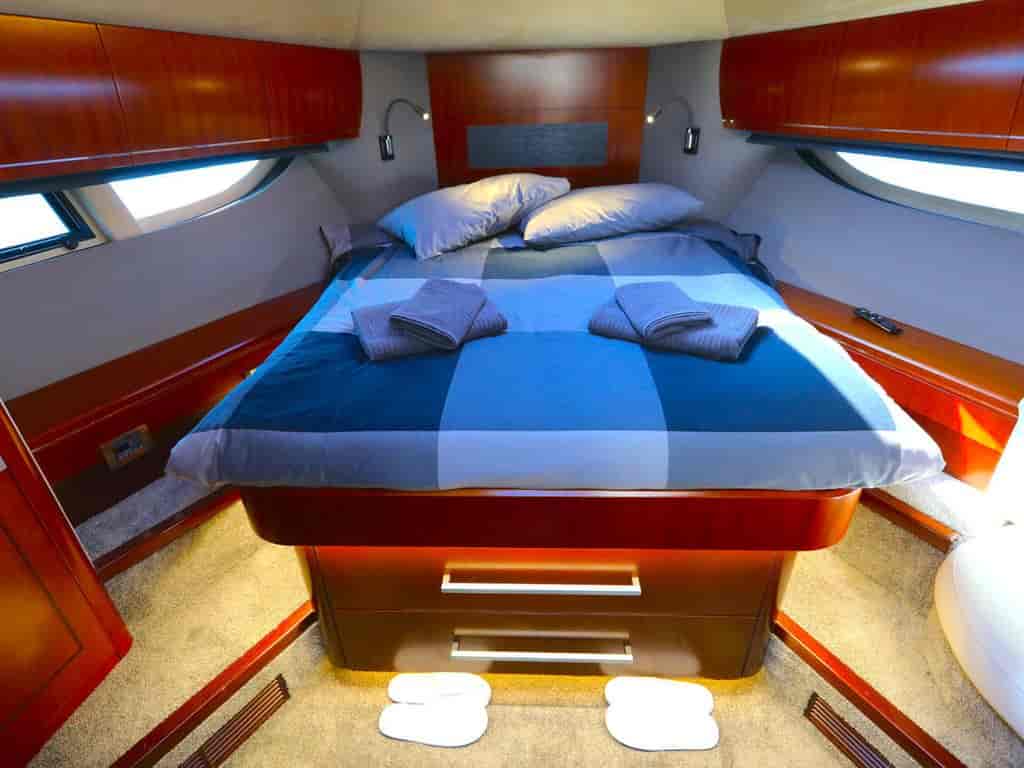 Boat picture 9