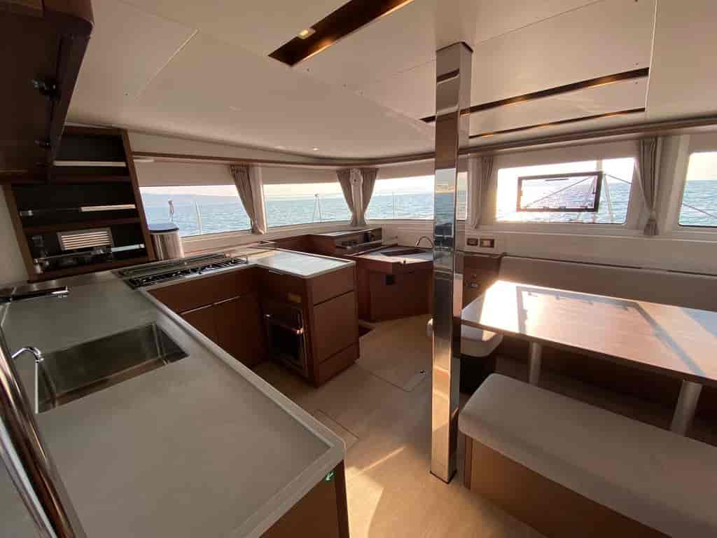 Boat picture 14