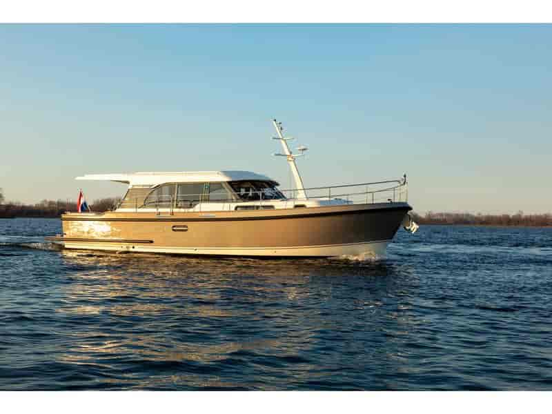 Boat picture 1