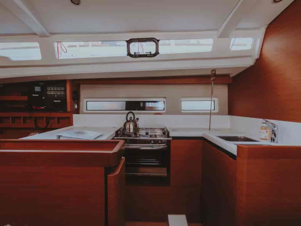 Boat picture 12