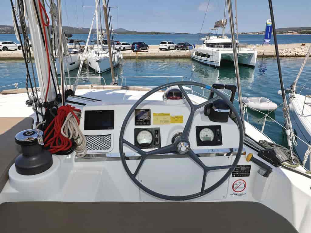 Boat picture 13