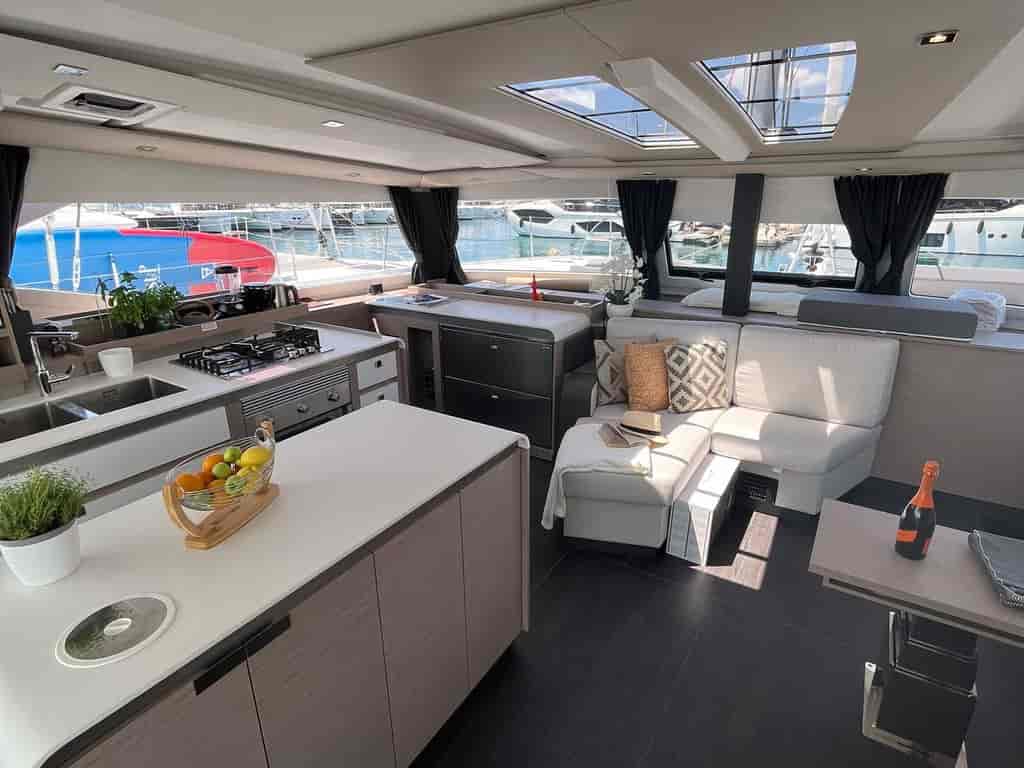 Boat picture 14