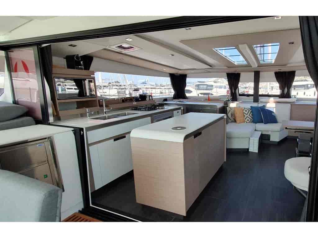 Boat picture 16