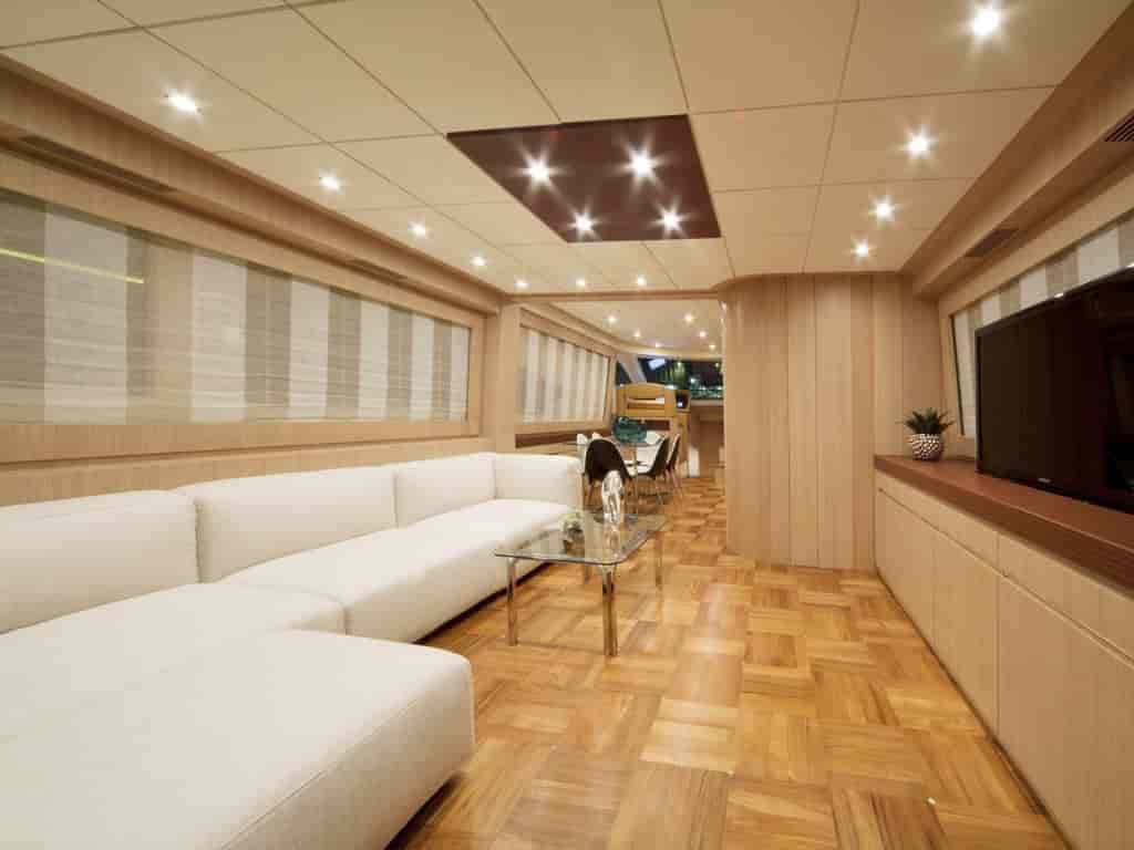 Boat picture 9