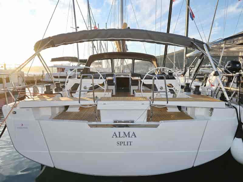 Photo of Alma - OW, image 1 of 5