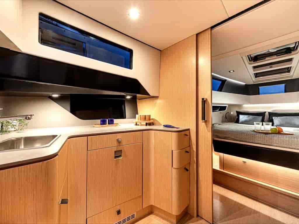 Boat picture 9