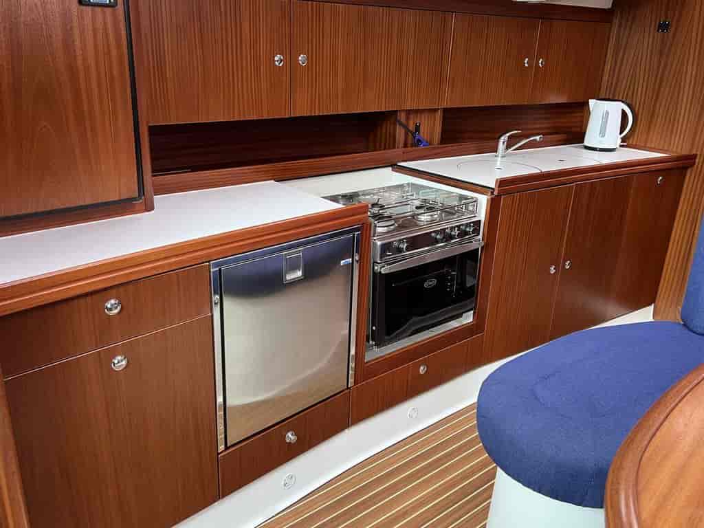 Boat picture 16