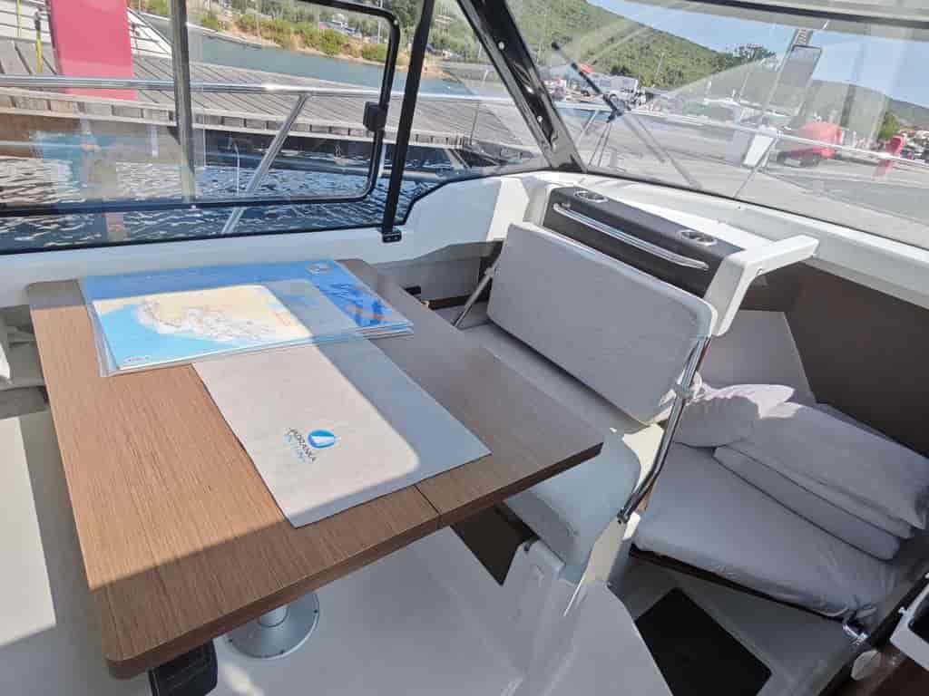 Boat picture 9