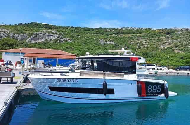 Boat picture 1