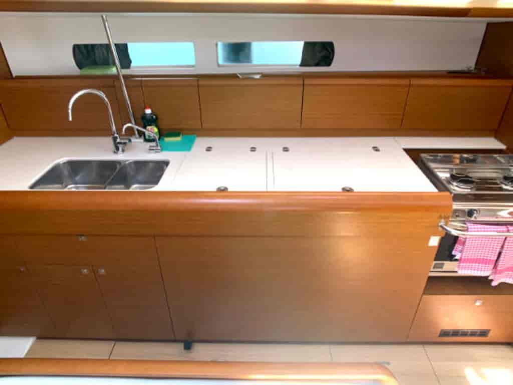 Boat picture 16