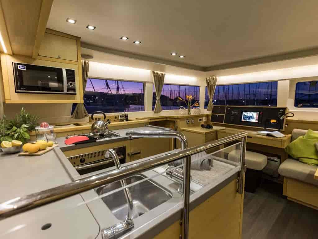 Boat picture 13