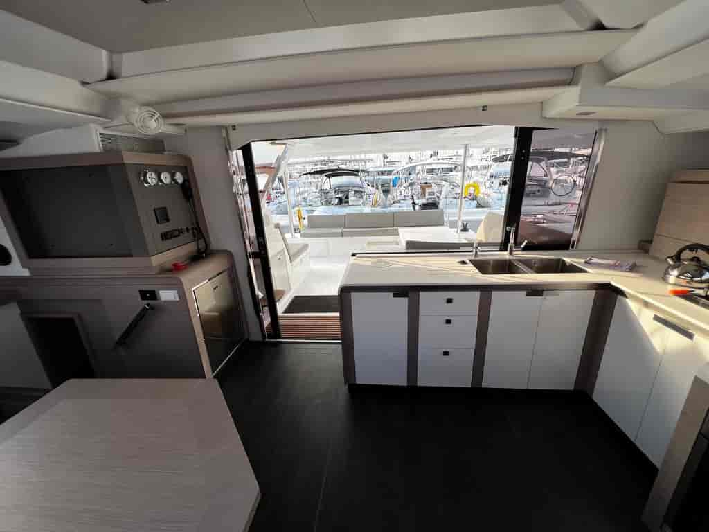 Boat picture 18