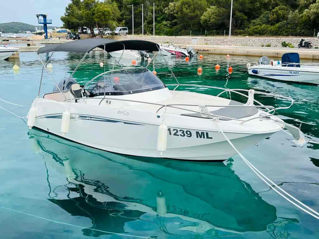 Boat picture 9