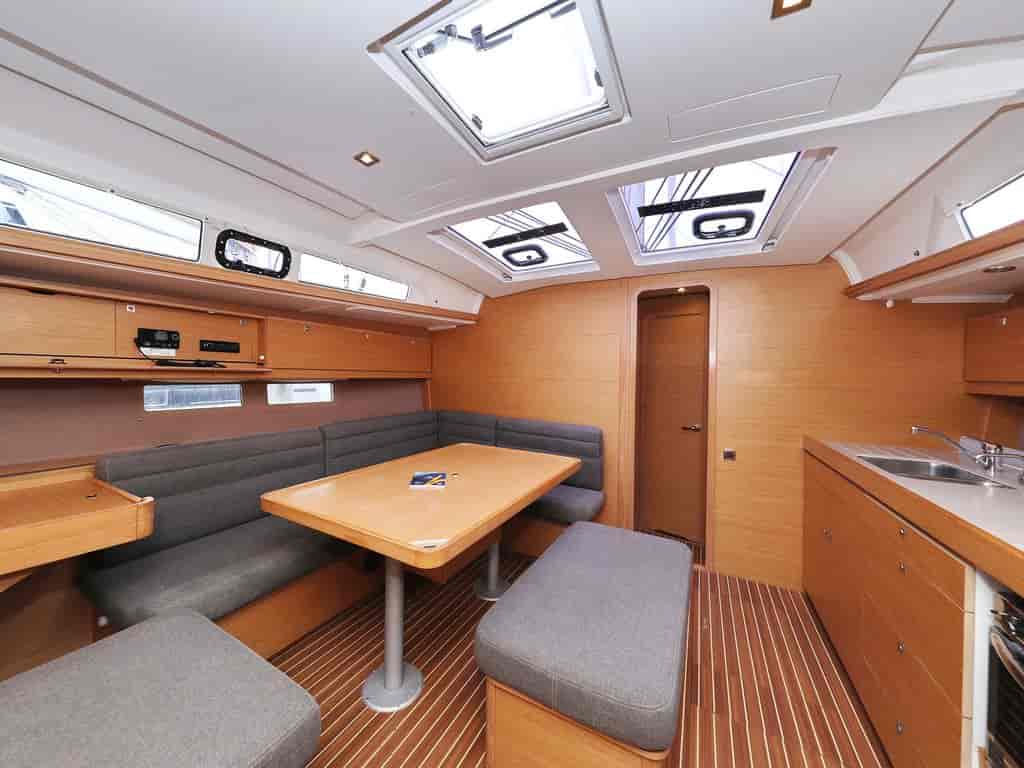 Boat picture 9