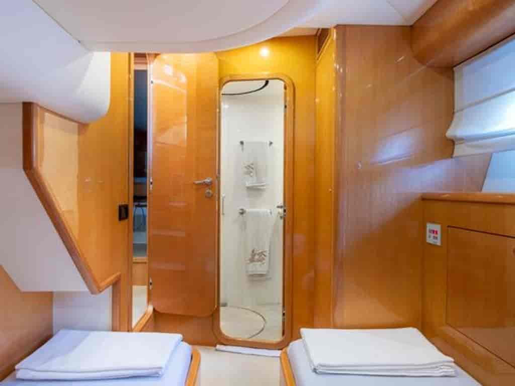 Boat picture 18