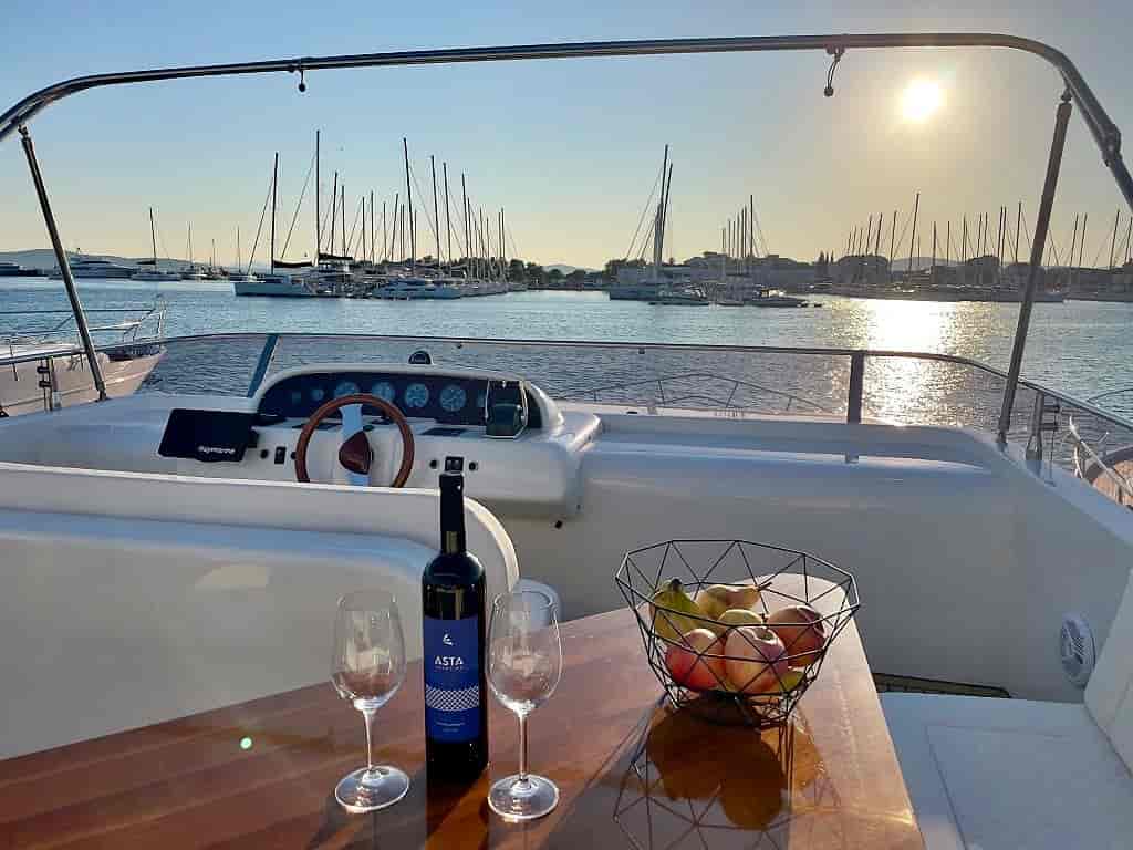 Boat picture 9