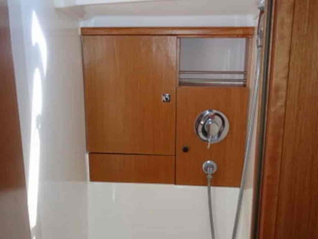 Boat picture 9