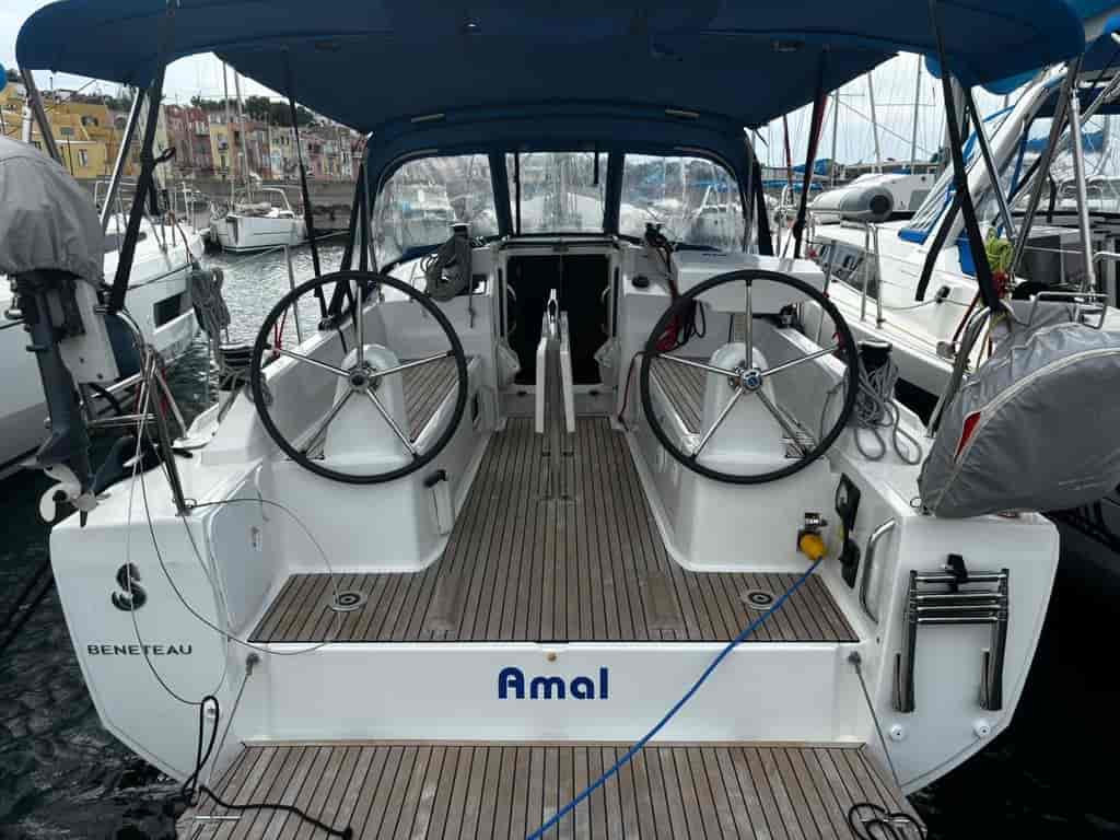 Photo 6 of Amal