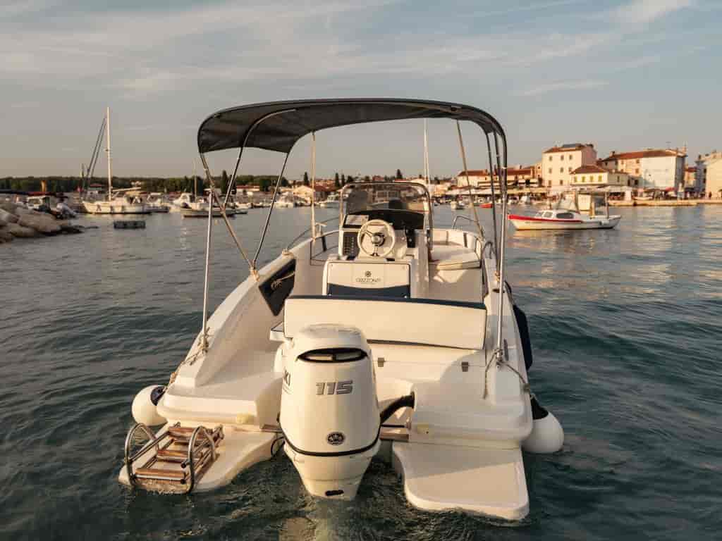Boat picture 9